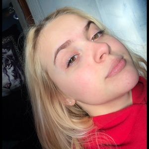 Meet your Posher, Alannah